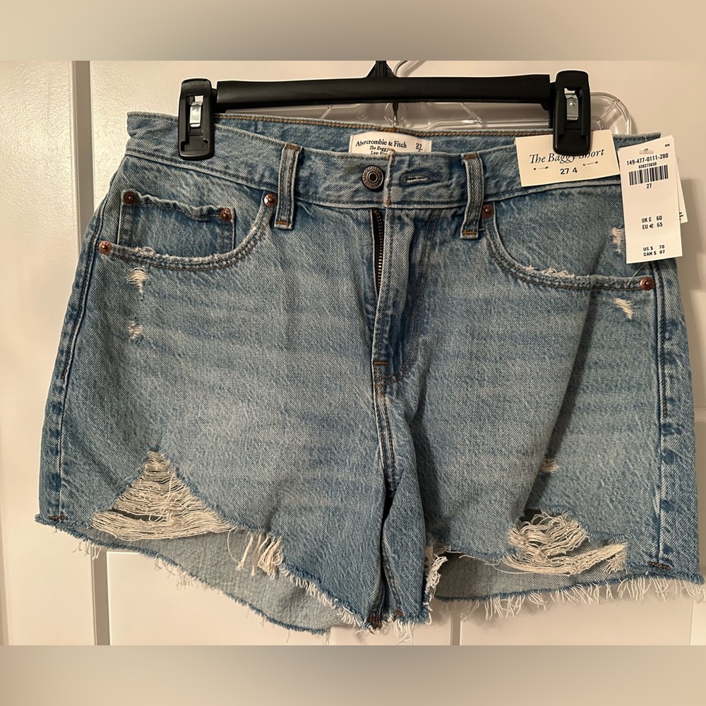 Low rise baggy short